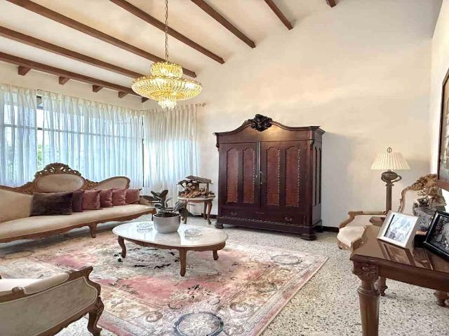 Casa para Arriendo en Avenida 30 de agosto, Pereira