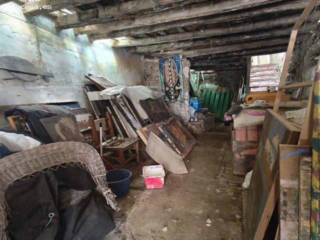 ¡CASA PARA DERRIBAR EN EL CENTRO CASTELLAR!