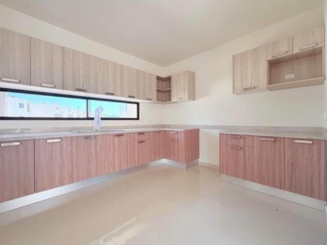 CASA PARA ENTREGA INMEDIATA
