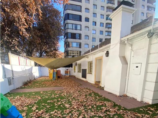 Casa para jardín infantil y otras actividades