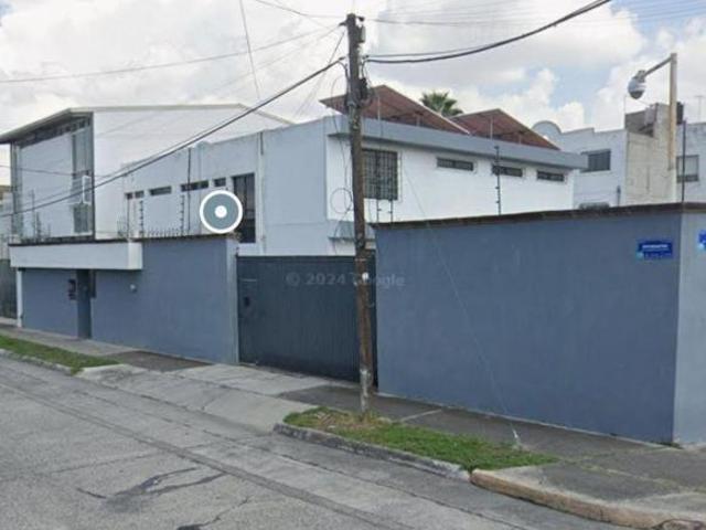 Casa para Oficinas en Venta, Mide 662 M²,esquina,2 Niveles,10 Privados,Col. Jardines Guadalupe