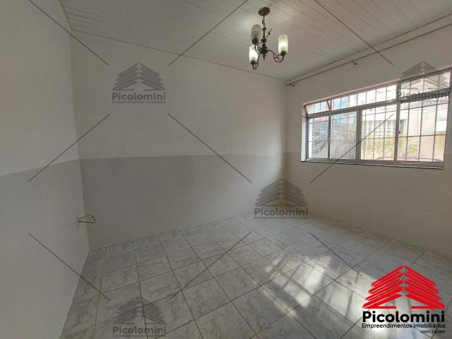 Casa para locação na Mooca, 55m² recém reformada com 1 dormitório, sala, banheiro social, lavanderia, quintal e vaga de garagem, próximo ao metrô