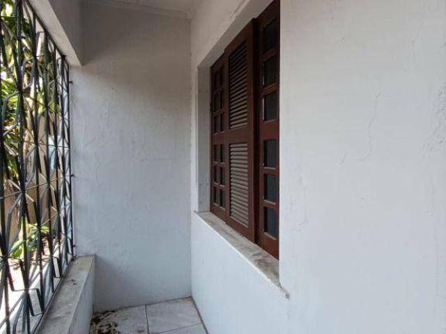 Casa para locação, no bairro Joaquim Távora em Fortaleza, Ceará