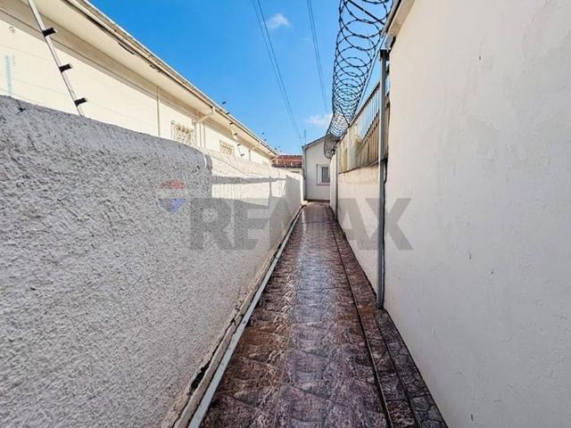 CASA PARA LOCAÇÃO NO BAIRRO SANTA CRUZ