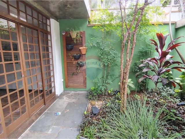CASA PARA LOCAÇÃO NO BAIRRO SUMARÉ/PERDIZES