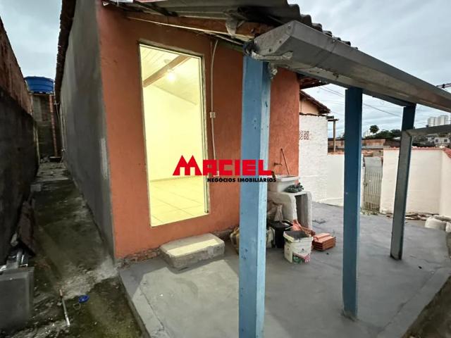 CASA PARA LOCAÇÃO NO CENTRO | 1 DORM | RUA SIQUEIRA CAMPOS