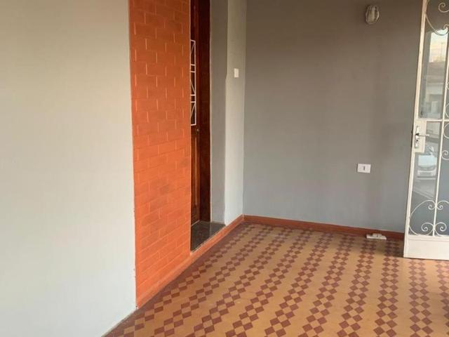 Casa Para Locação No Centro Em Guaxupé por R$2.500com 2 Dorm. G3investhouse Solução Imo