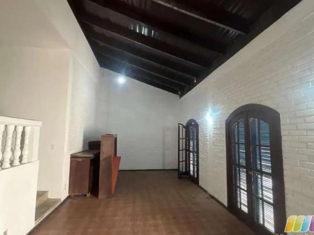 Casa para locação no centro historico de são francisco do sul,sc