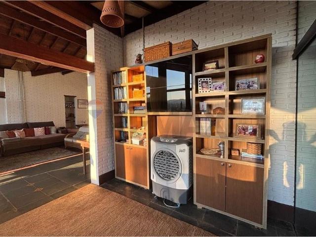 Casa para locação no Condomínio Residl Vale de Santa Fé | Vinhedo/SP, 4 dorms, 2 suítes, 8 vagas, escritório