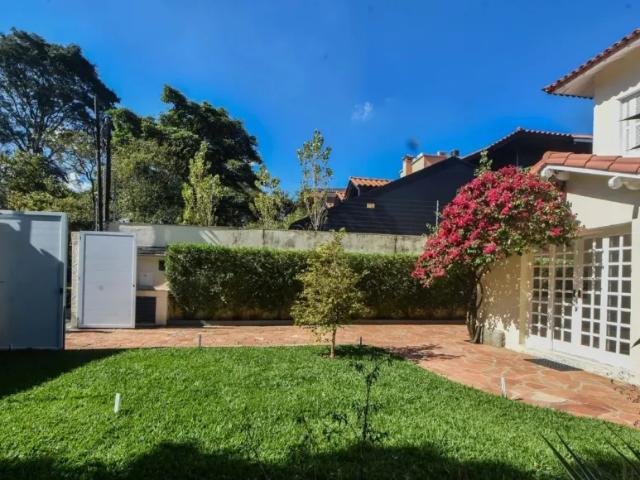 Casa para locação no Jardim Europa, São Paulo SP: 3 quartos, 1 suíte, 4 salas, 5 banheiros, 3 vagas