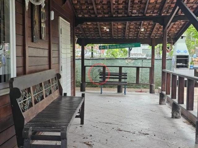 CASA PARA LOCAÇÃO ANUAL EM BOISSUCANGA COM 2 DORMITÓRIOS, SALA, BANHEIRO, VAGA PARA 4 CARROS