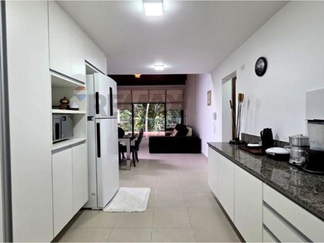 Casa para locação anual em condomínio com 4 dormitórios em Barra do Una
