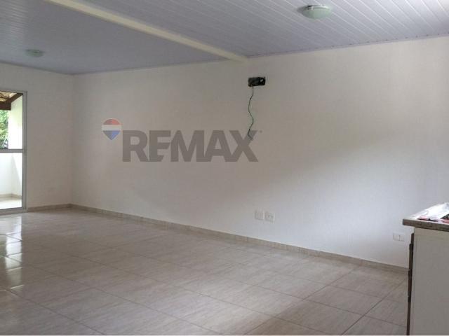 Casa para locação anual em condômino na vila