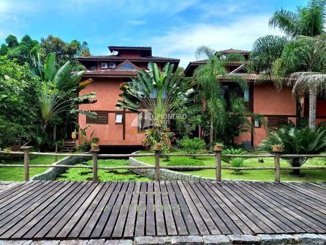 Casa para locação anual em Juquehy!