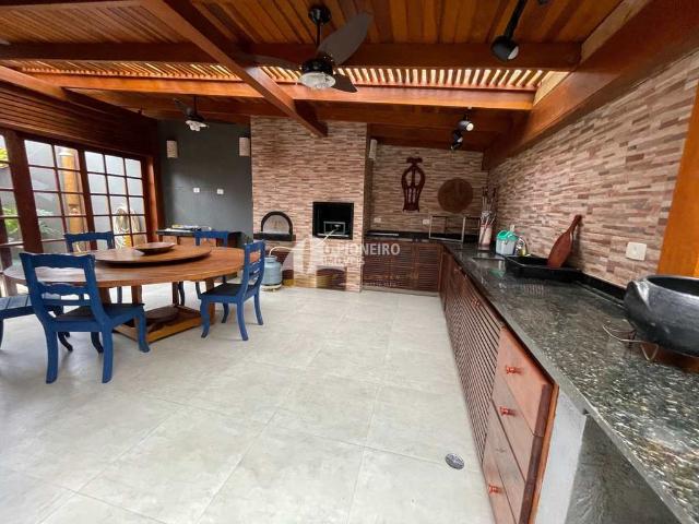Casa para locação anual em Juquehy! Venha conhecer!