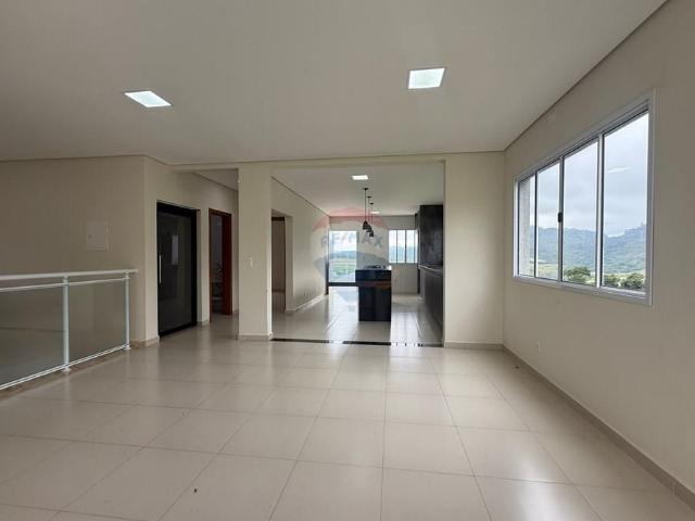 Casa para Locação com 4 dormitórios no condomínio Campos do Conde