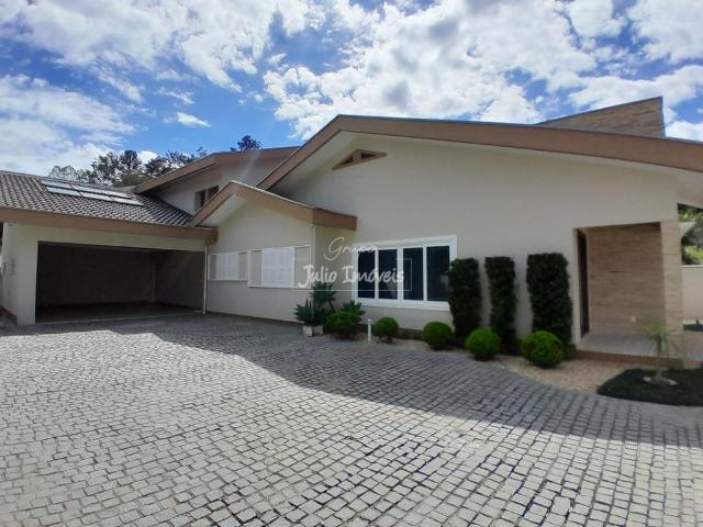 Casa para locação com 04 dormitórios