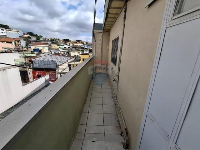 Casa para locação com 2 dormitórios, 2 banheiros e quintal por R$1.500,00 Vila Guedes SP
