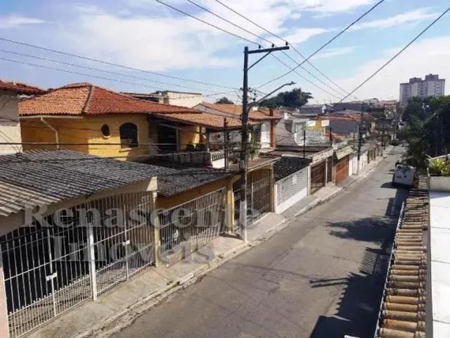 Casa para locação com 3 dormitórios e uma vaga