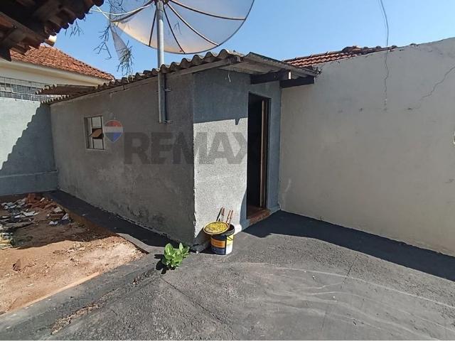 Casa Para Locação, Com Ótima Localização No Centro em Ituiutaba MG