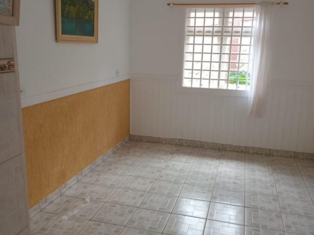 Casa para Locação, Conceição dos Ouros / MG, bairro São Quilombo, 4 dormitórios, sendo 1 suíte, 2 vagas de garagem, área total 505,00 m², área construída 185,00 m²