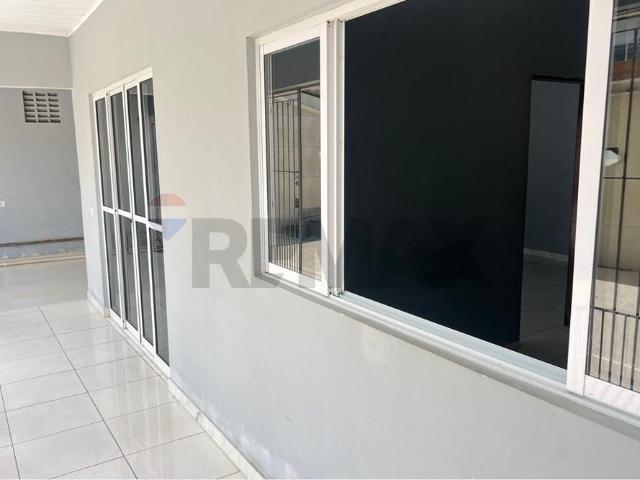 CASA PARA LOCAÇÃO EM GARAPU