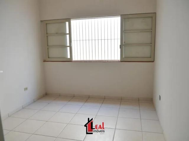 Casa para Locação em Presidente Prudente, CENTRO, 7 dormitórios, 1 suíte, 3 banheiros, 2 vagas