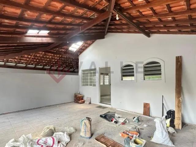 Casa para Locação em São José dos Campos, Jardim Satélite, 3 dormitórios, 1 suíte, 2 banheiros, 2 va
