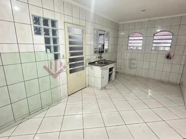 Casa para Locação em São José dos Campos, Jardim Satélite, 3 dormitórios, 1 suíte, 2 banheiros, 2 va