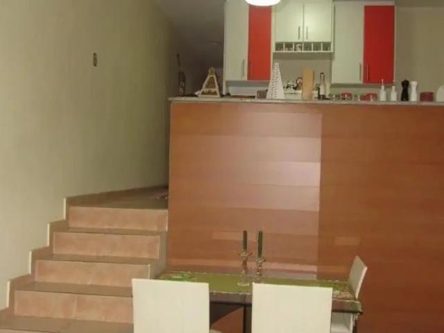 Casa para Locação em São José dos Campos, Jardim Alvorada, 2 dormitórios, 1 banheiro, 2 vagas