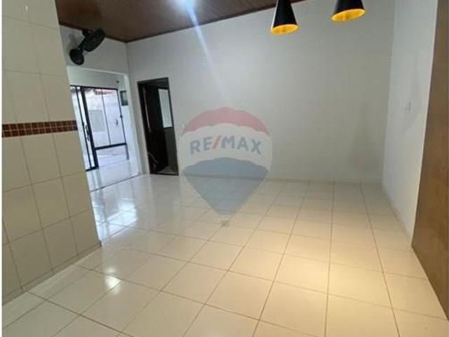 CASA PARA LOCAÇÃO URAIM 2