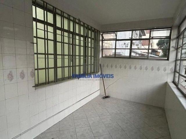 Casa para locação venda 2 quartos quintal Campo Grande Santos SP