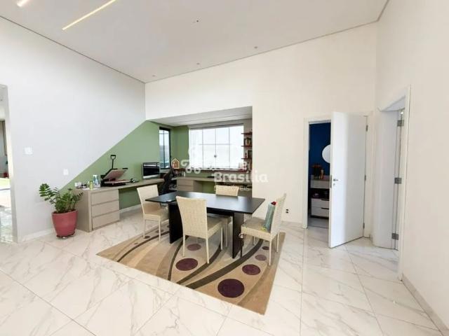 Casa para locação 3 suítes Condomínio Maxximo Garden Jardim Botânico