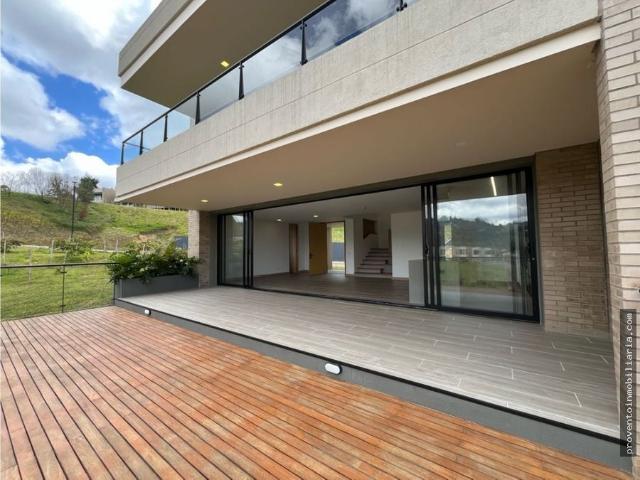 Casa para la Arriendo en Rionegro sector Sajonia