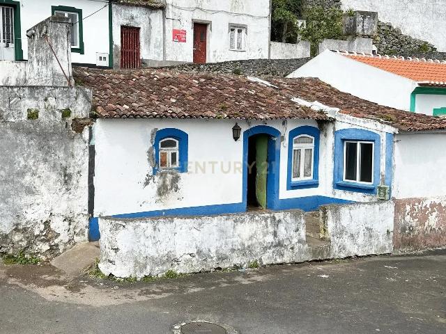 Casa para Recuperar em Angra do Heroísmo