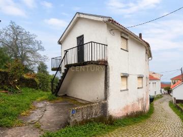 Casa para Recuperar em Góis, Coimbra 5 Quartos e 2 WC
