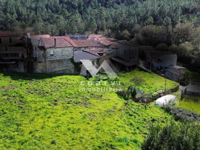 Casa para reforma total con amplia finca