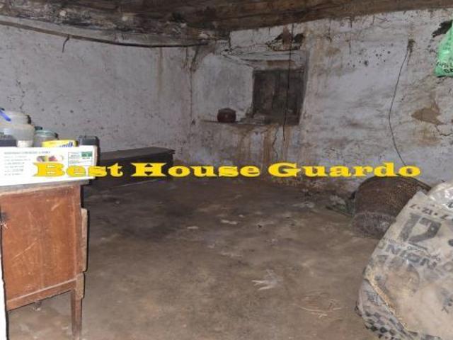 CASA PARA REFORMA TOTAL EN PISON DE CASTREJON