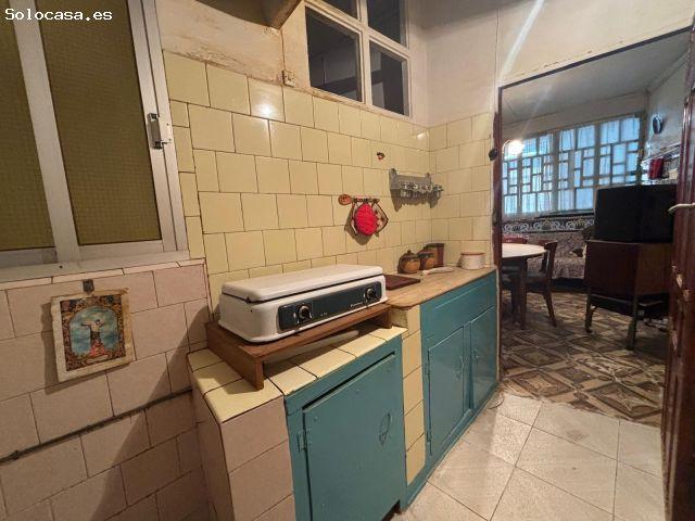 Casa para reforma integral en zona centro de Utiel
