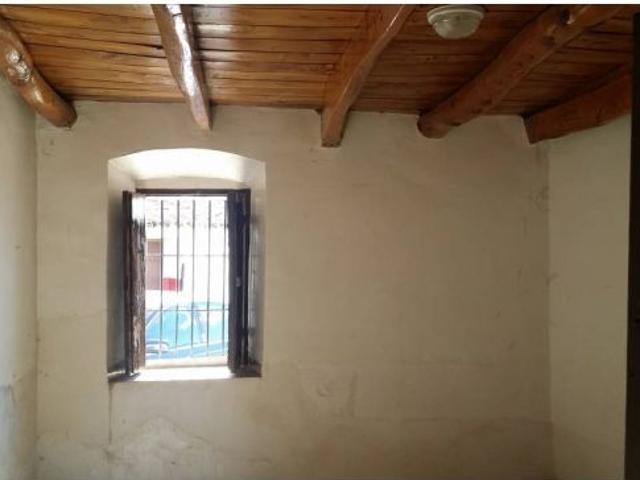 CASA PARA REFORMAR