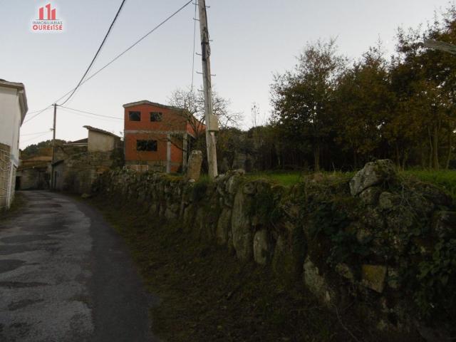CASA PARA REFORMAR CERCA DE LA DERRASA