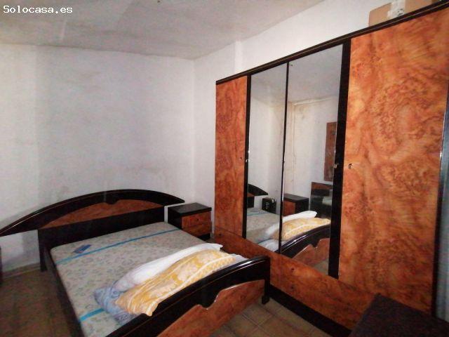 CASA PARA REFORMAR A TU GUSTO CON MUCHAS POSIBILIDADES EN UN ENTORNO INMEJORABLE