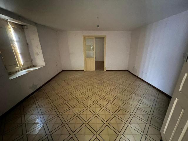 CASA PARA REFORMAR EN CASTILFALE. GONDONCILLO