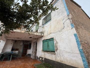 Casa para reformar en Beas de Granada, a los pies de Sierra Nevada ¡ Oportunidad única en el corazón