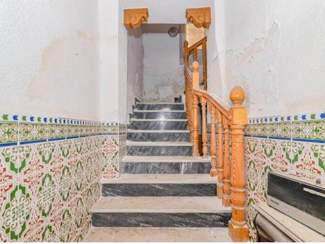 CASA PARA REFORMAR EN EL CENTRO DE LAS GABIAS!
