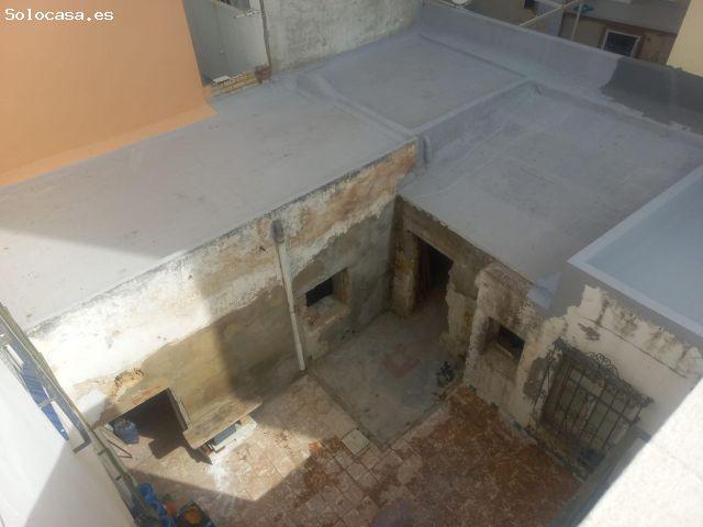 CASA PARA REFORMAR EN EL CENTRO