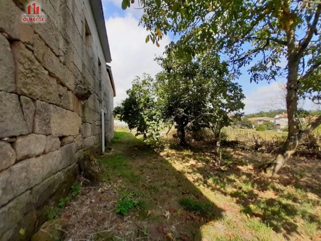 CASA PARA REFORMAR EN LA ZONA DE CASTRO DE COVAS