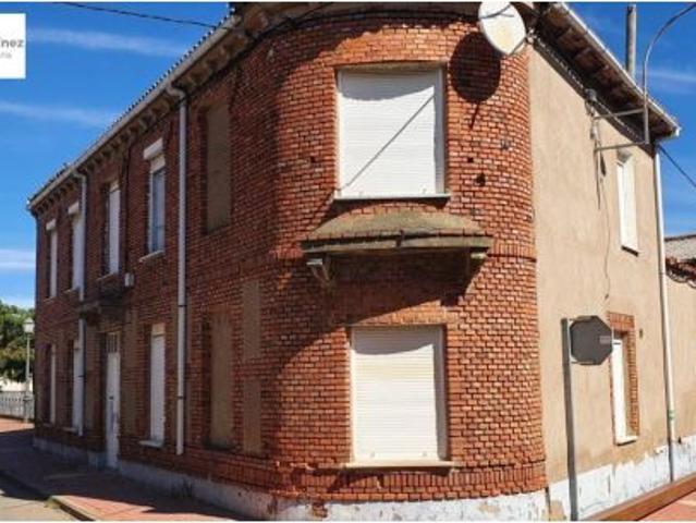 CASA PARA REFORMAR EN MATALOBOS DEL PARAMO. PRECIO INTERESANTE