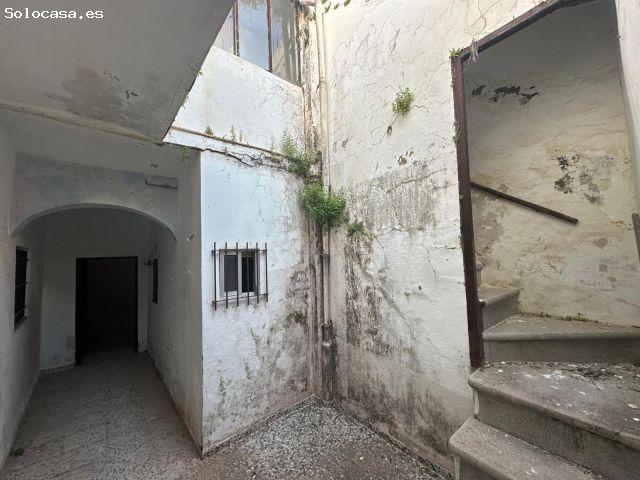 CASA PARA REFORMAR EN PLENO CENTRO DE JEREZ