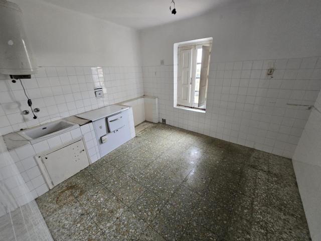 CASA PARA REFORMAR EN URDIALES DEL PARAMO